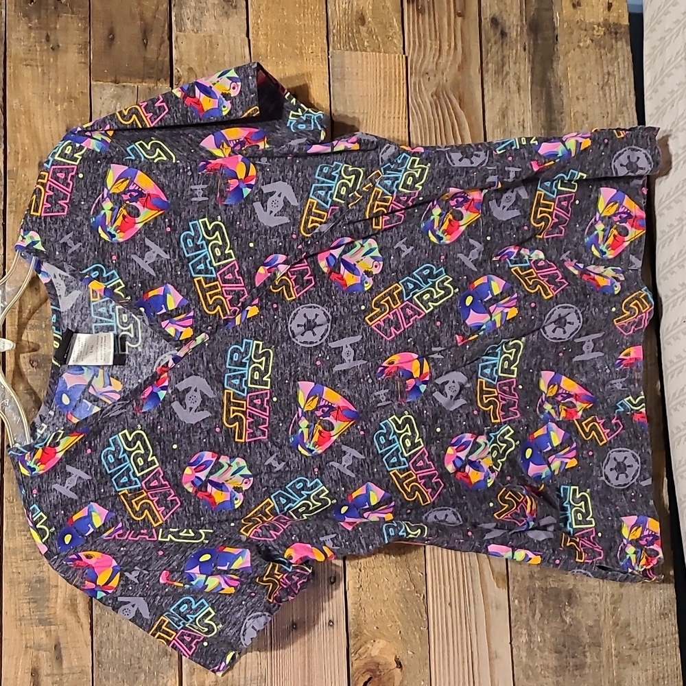 Star Wars Women's Scrub Top